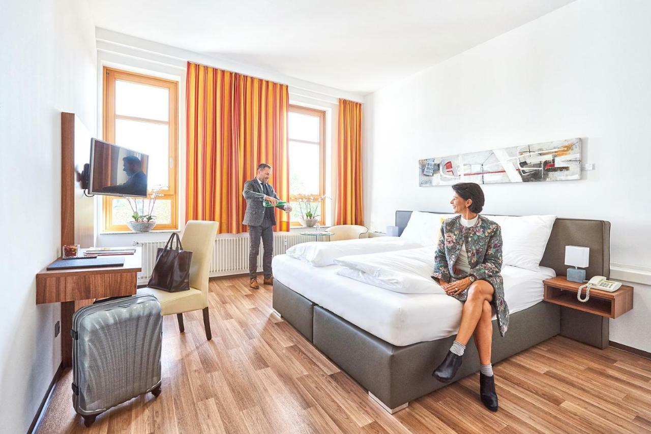 Health Vital Comfort Guestrooms Wels Kültér fotó